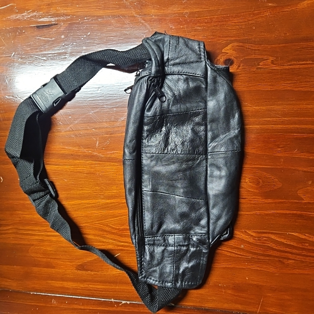 Black Leather Belt Bag with Adjustable Strap and Geometric Stitching - Picture 2 of 3